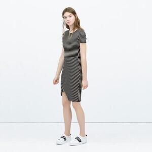 2/$30 ZARA Striped Tulip Shirt Dress Short Sleeve Black White Medium #8366